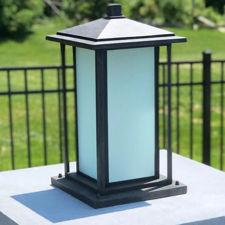 Noble Pillar Light (TS-PL102-BRZ)