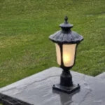 Traditional Pillar Light (TS-PL100-BRZ)