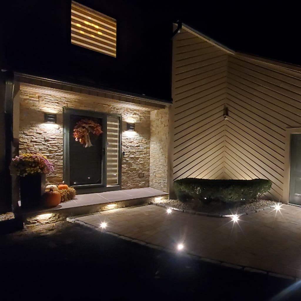 Modern Hardscape Light (TS-MA6000-GRY)